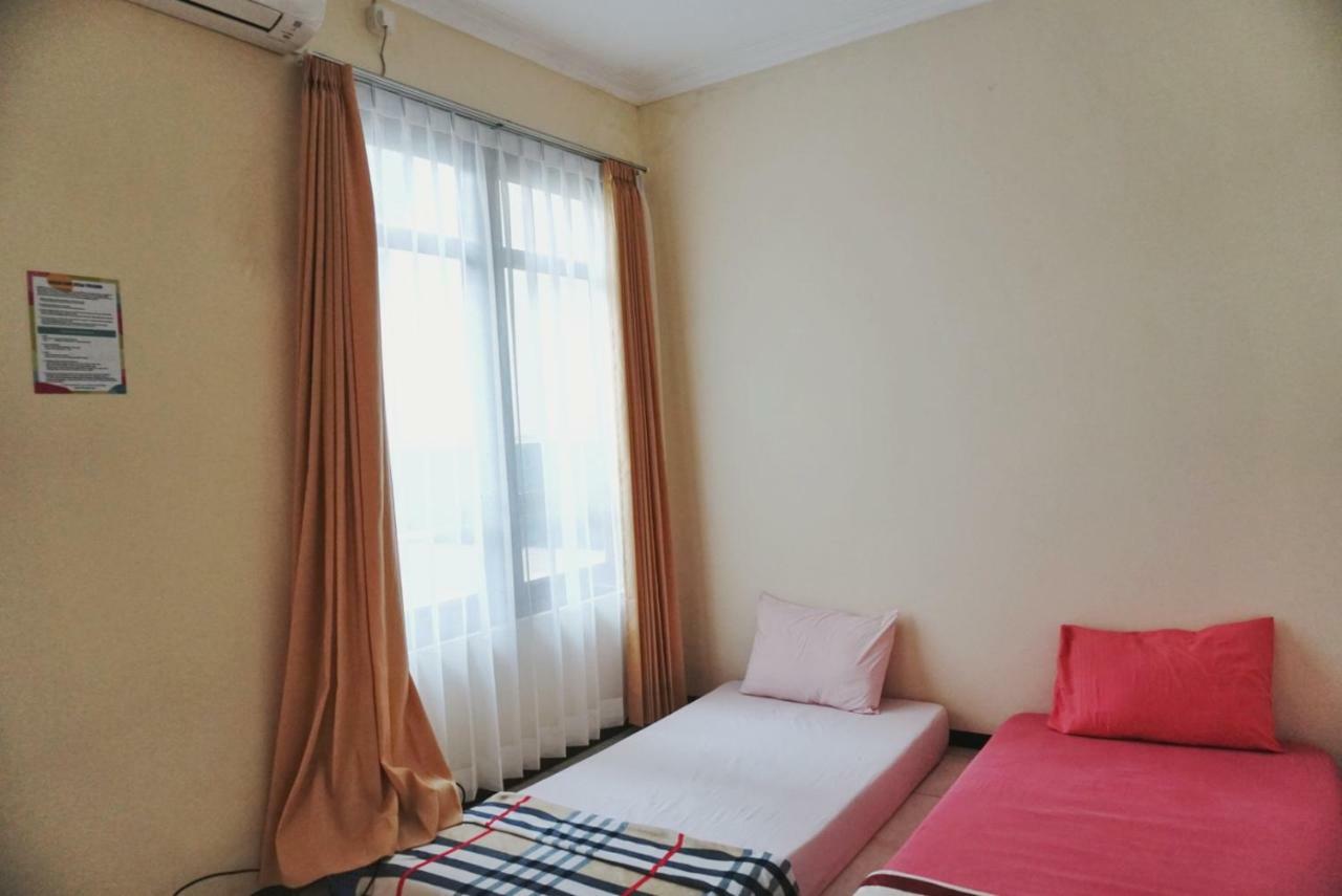 Green Surabaya Homey Εξωτερικό φωτογραφία