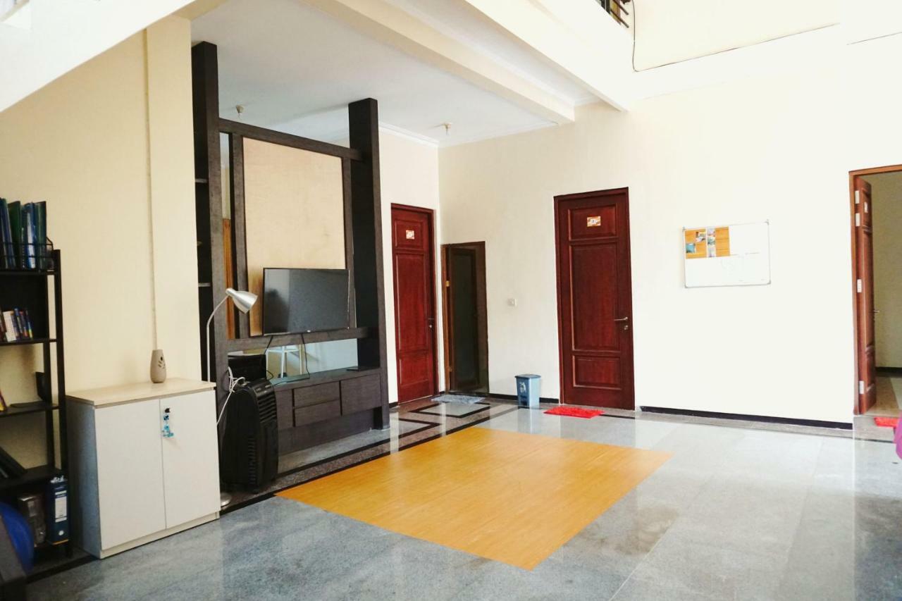 Green Surabaya Homey Εξωτερικό φωτογραφία